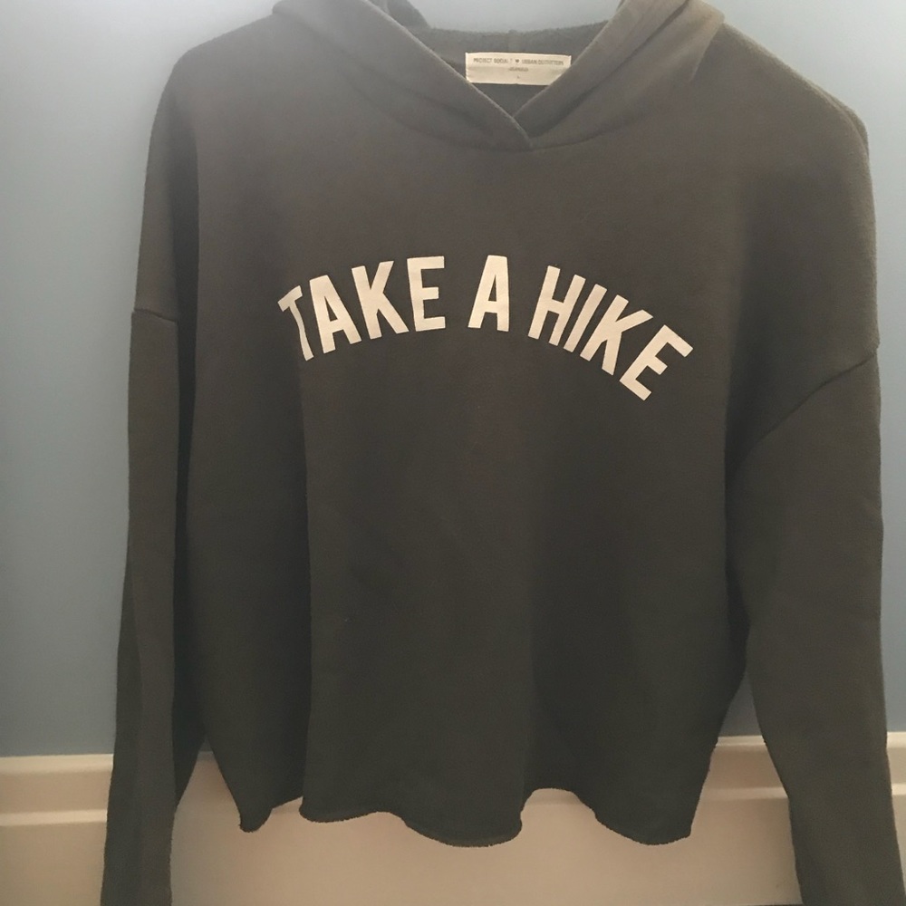 ✨”take a hike” navy green crop top sweatshirt✨